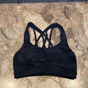 Lululemon Free to Be Wild Bra Camouflage Size 2